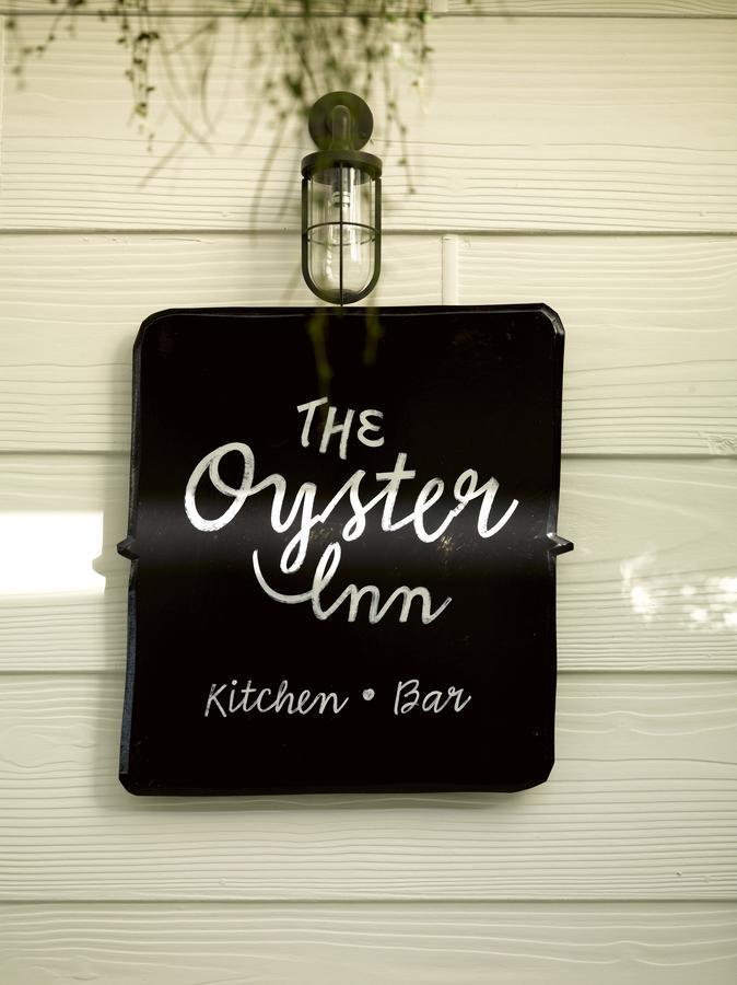 The Oyster Inn Oneroa Esterno foto